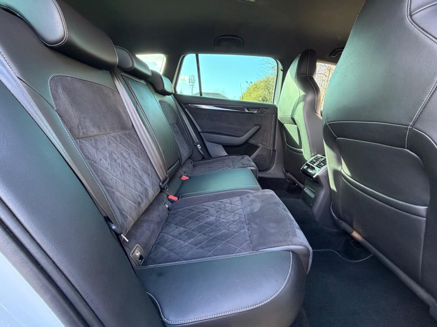 Used Skoda Superb 2018 for sale - 78220670: Photo 61