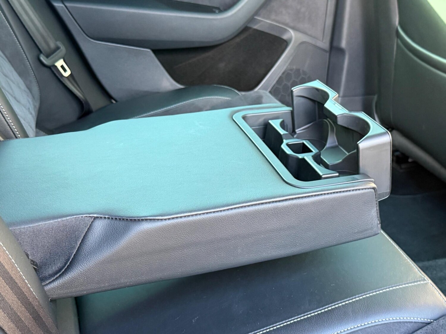 Used Skoda Superb 2018 for sale - 78220670: Photo 65