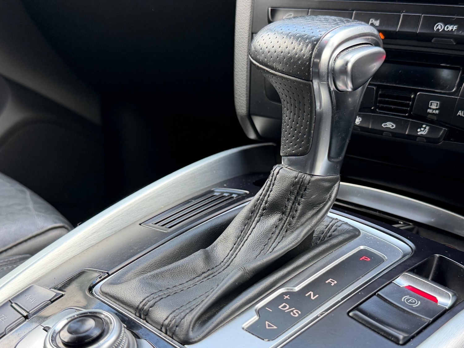 Used Audi Q5 2015 for sale - 76572232: Photo 37