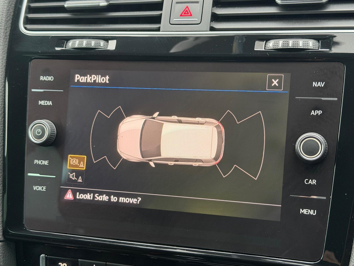 Used Volkswagen Golf 2018 for sale - 77457455: Photo 44