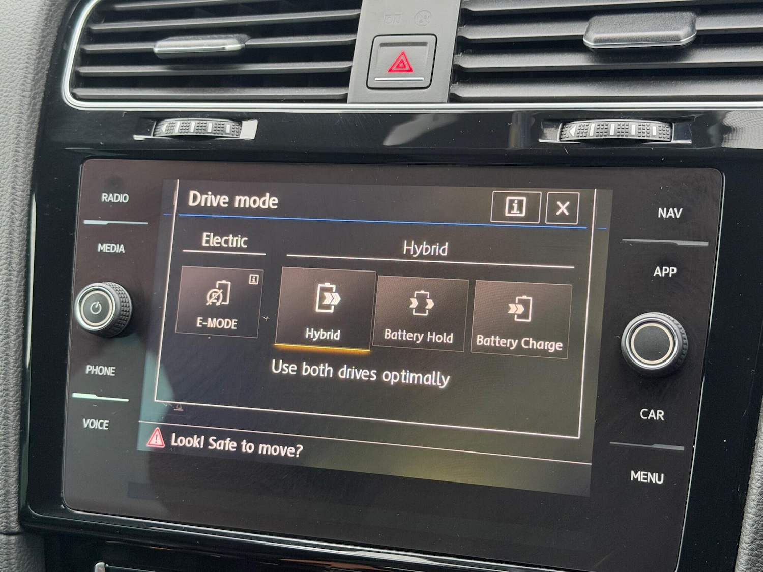 Used Volkswagen Golf 2018 for sale - 77457455: Photo 49