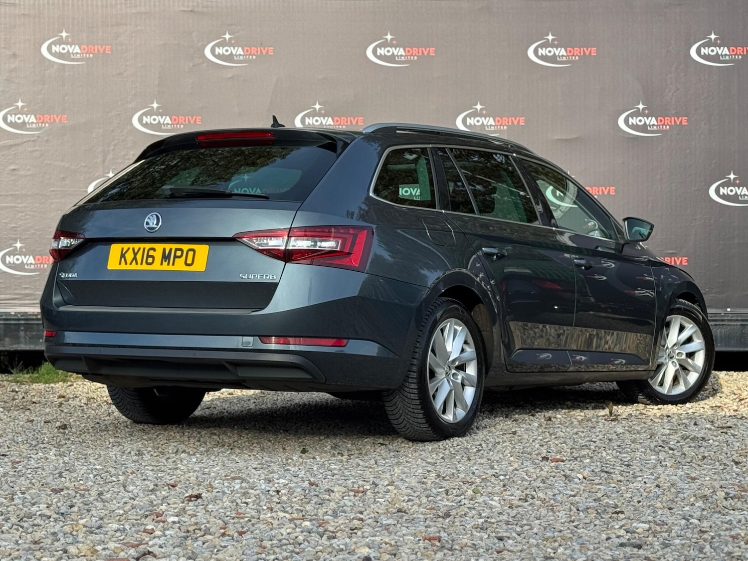 Used Skoda Superb 2016 for sale - 76409066: Photo 10