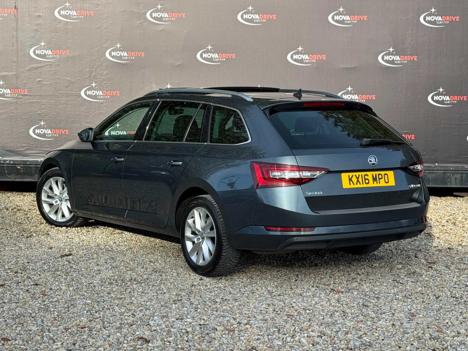 Used Skoda Superb 2016 for sale - 76409066: Photo 13