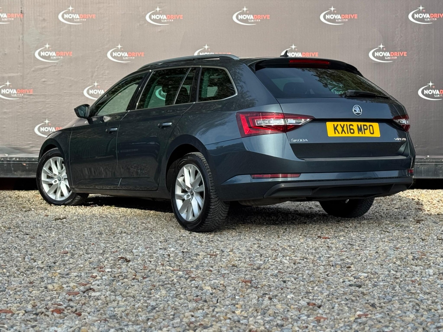 Used Skoda Superb 2016 for sale - 76409066: Photo 14