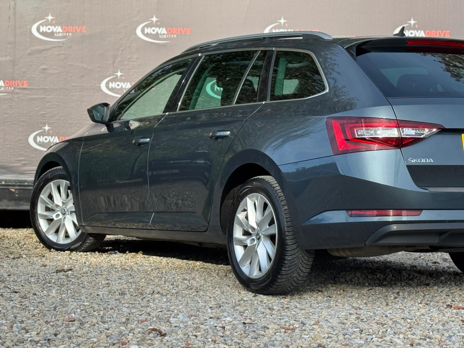 Used Skoda Superb 2016 for sale - 76409066: Photo 16