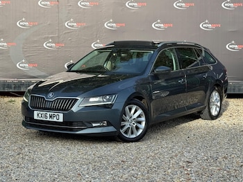 Used Skoda Superb 2016 for sale - 76409066: Photo