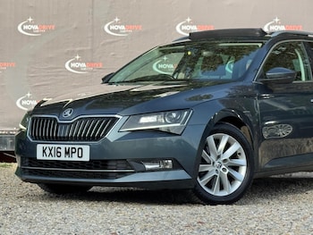 Used Skoda Superb 2016 for sale - 76409066: Photo