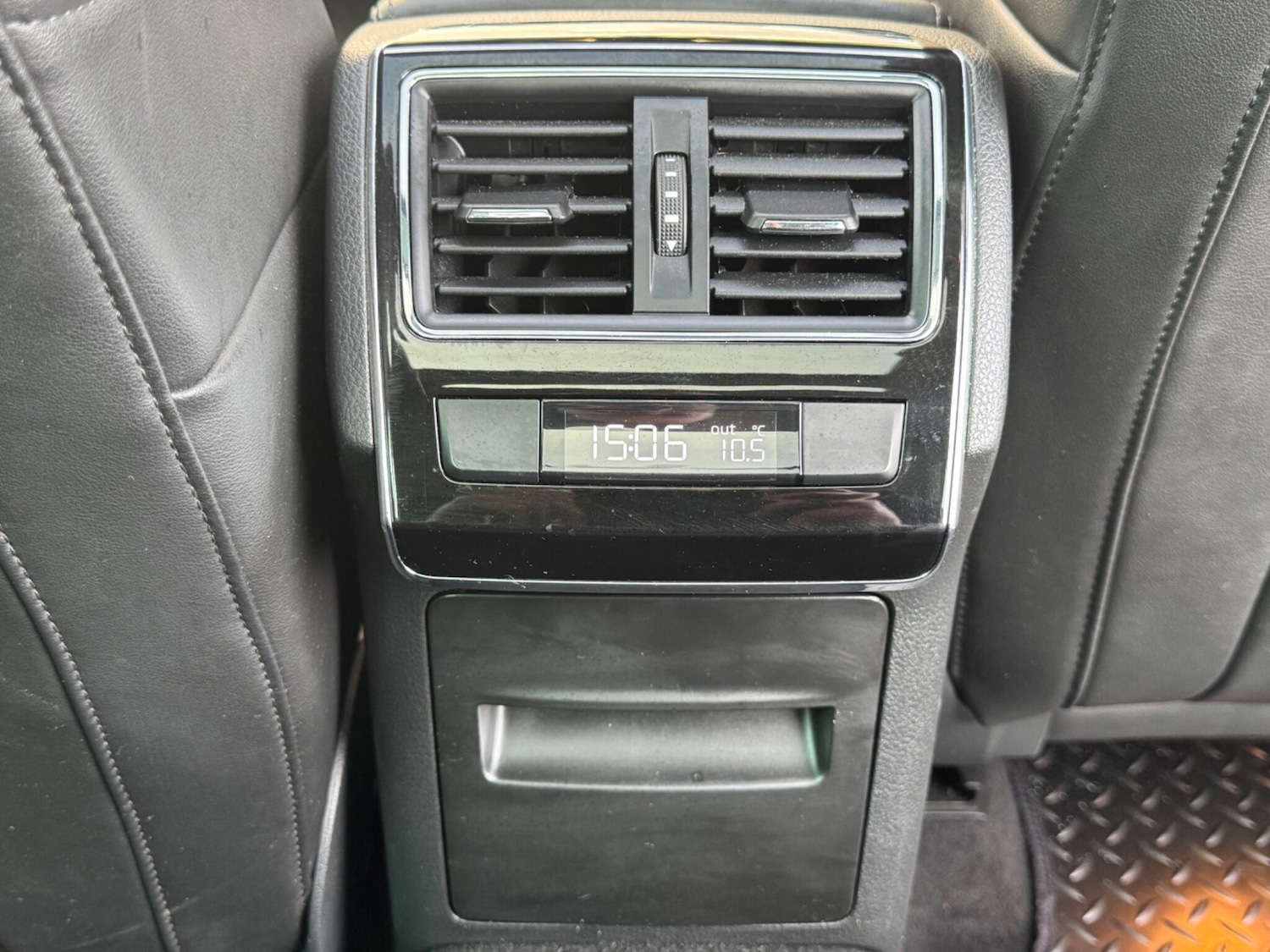 Used Skoda Superb 2016 for sale - 76409066: Photo 53