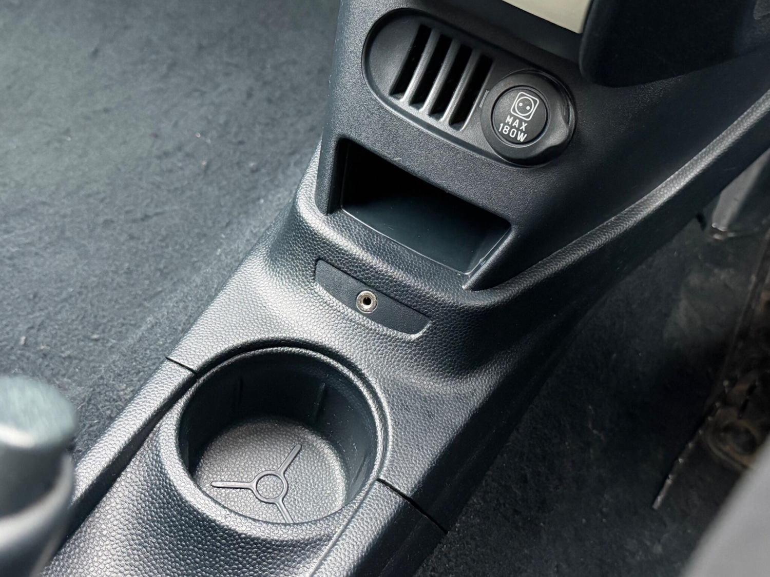 Used Ford Ka 2013 for sale - 77457439: Photo 26