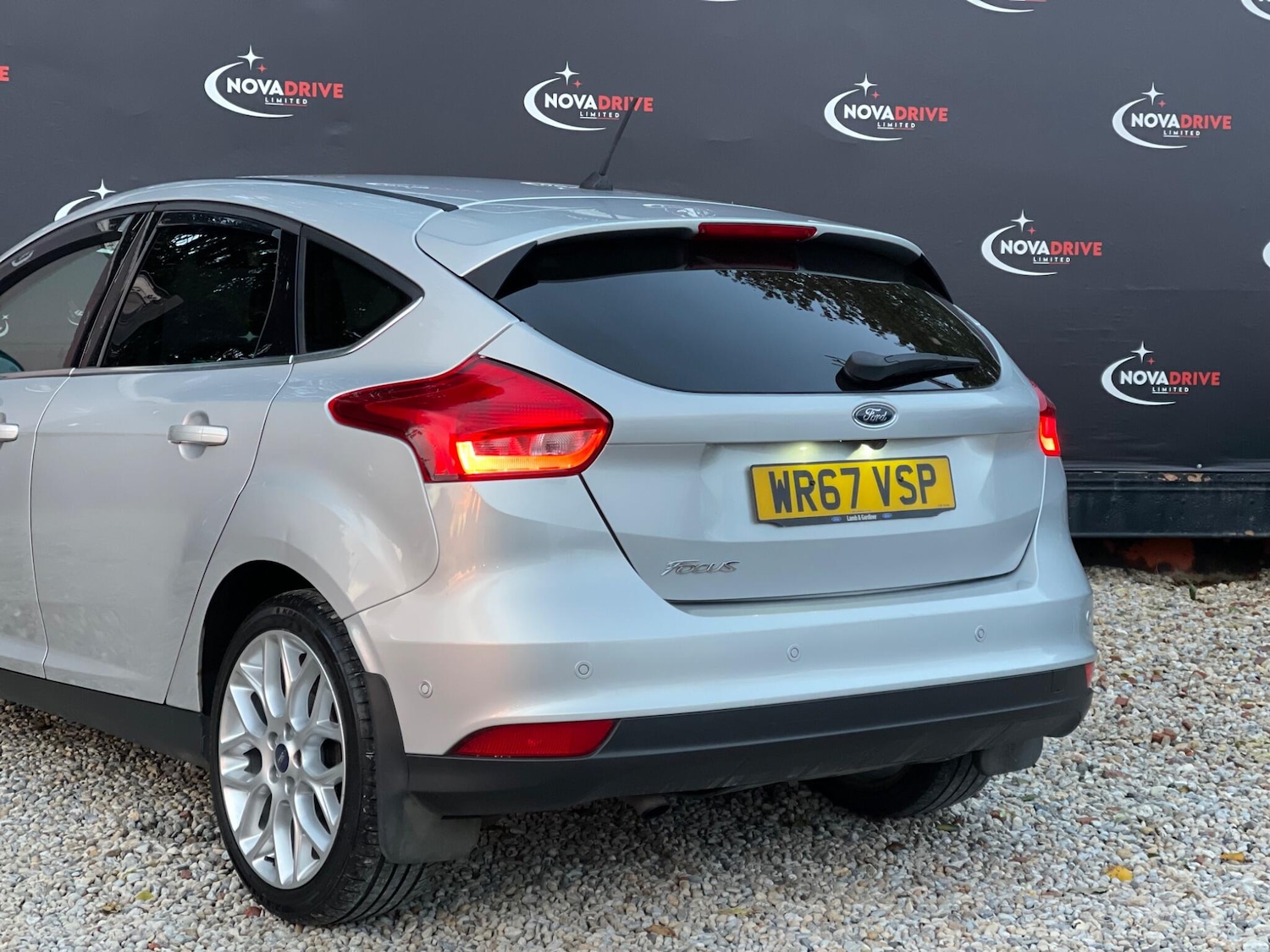 Used Ford Focus 2017 for sale - 76370657: Photo 12