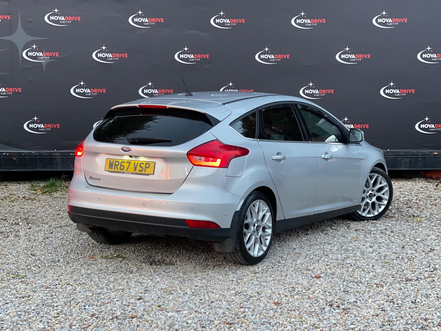 Used Ford Focus 2017 for sale - 76370657: Photo 14