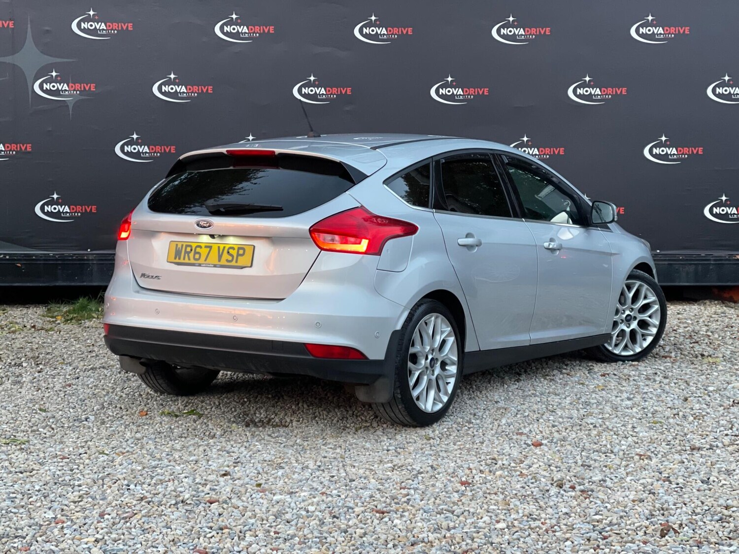 Used Ford Focus 2017 for sale - 76370657: Photo 15