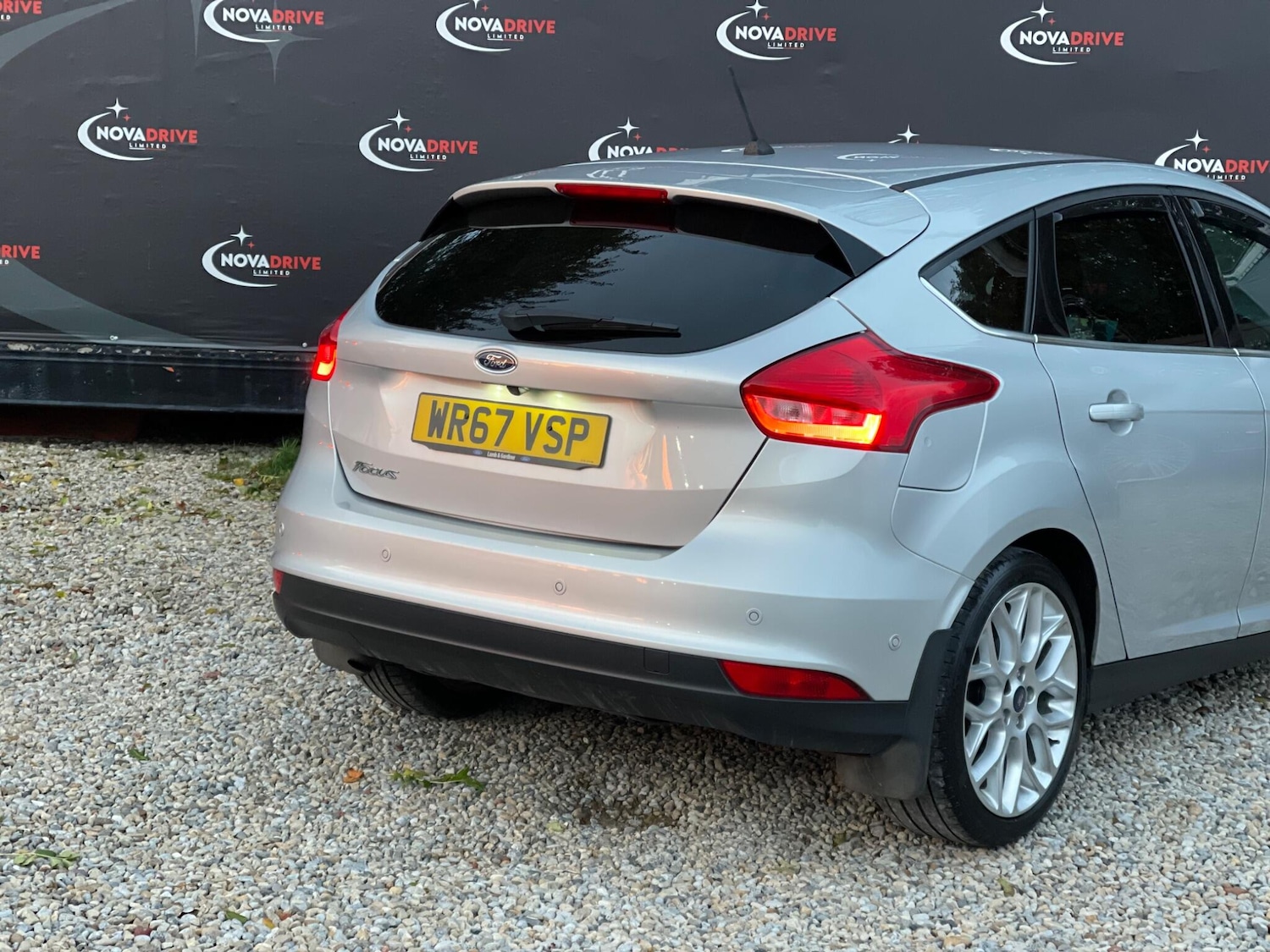 Used Ford Focus 2017 for sale - 76370657: Photo 16