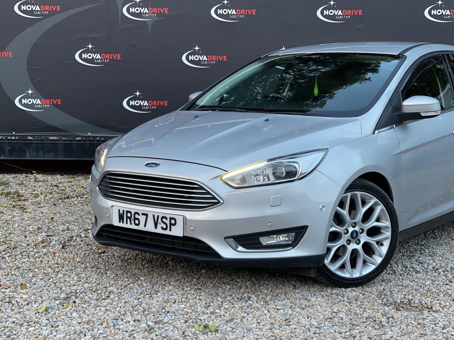 Used Ford Focus 2017 for sale - 76370657: Photo 3