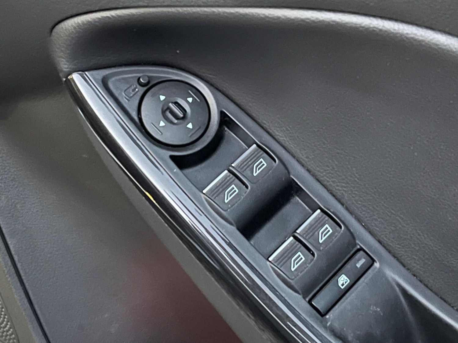 Used Ford Focus 2017 for sale - 76370657: Photo 32