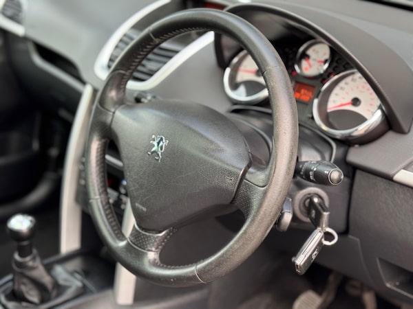 Used Peugeot 207 2010 for sale - 76227476: Photo 22