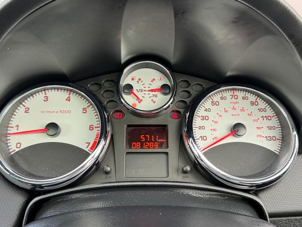 Used Peugeot 207 2010 for sale - 76227476: Photo 25