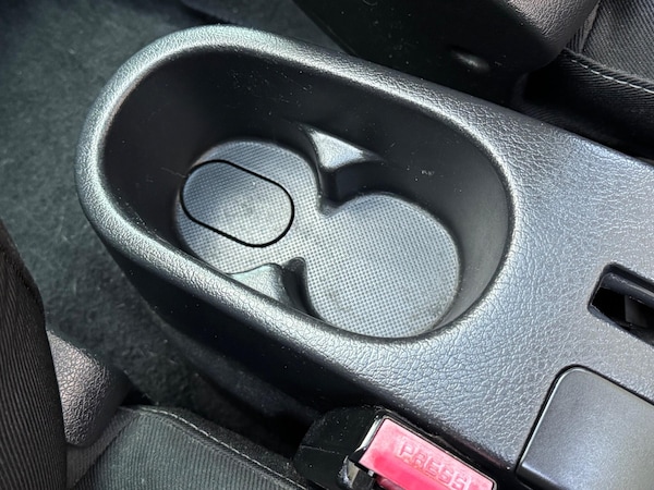 Used Peugeot 207 2010 for sale - 76227476: Photo 27