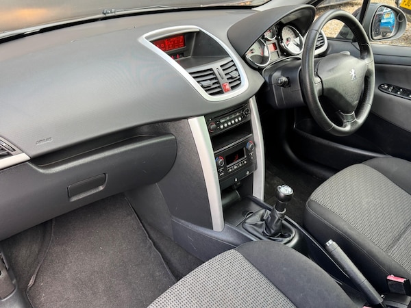 Used Peugeot 207 2010 for sale - 76227476: Photo 35
