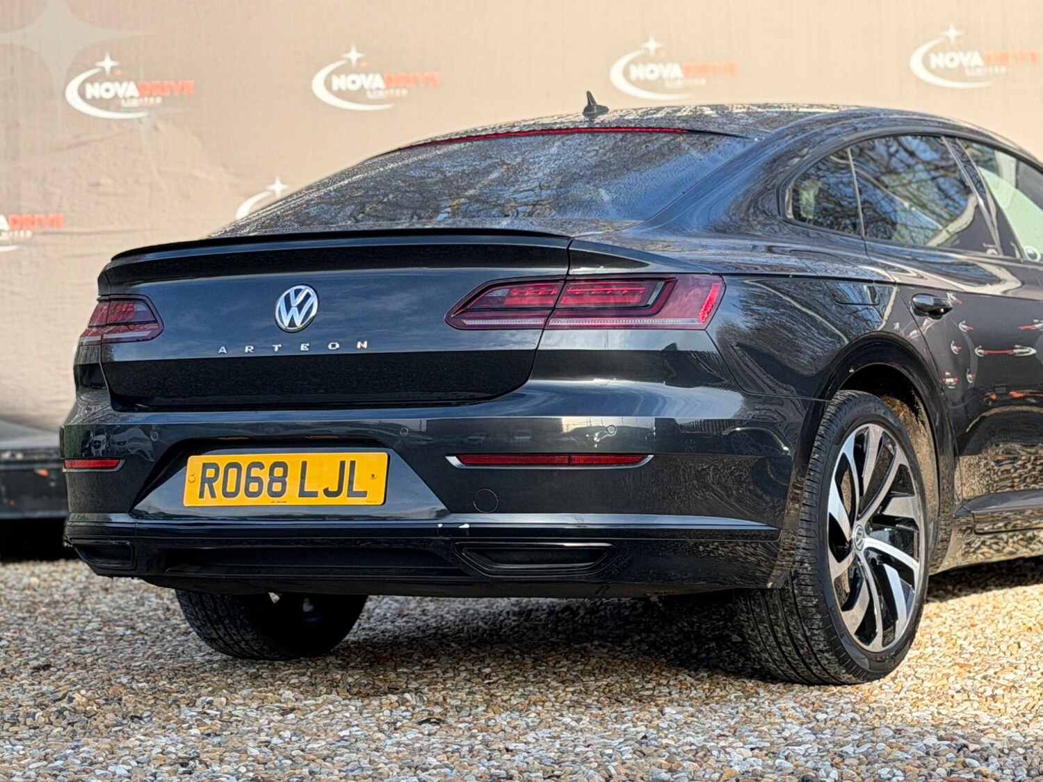 Used Volkswagen Arteon 2018 for sale - 77457463: Photo 12