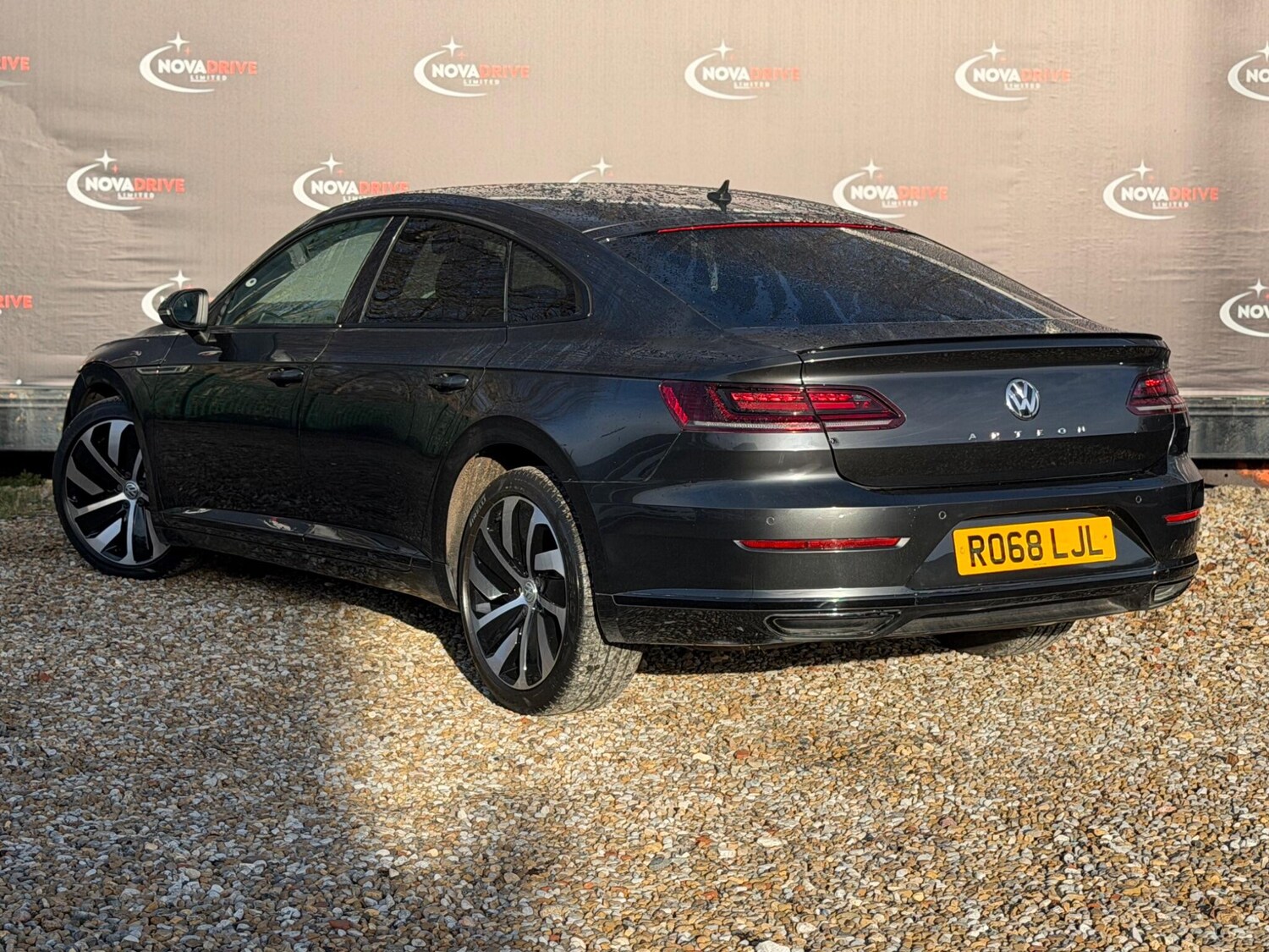 Used Volkswagen Arteon 2018 for sale - 77457463: Photo 15