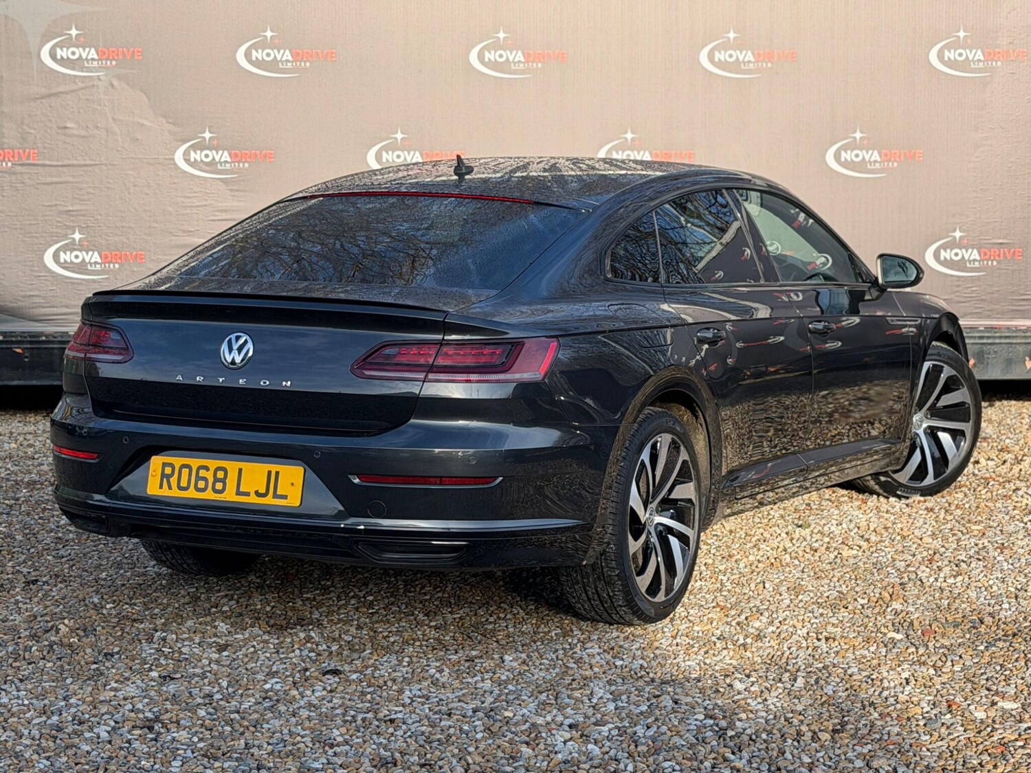 Used Volkswagen Arteon 2018 for sale - 77457463: Photo 9