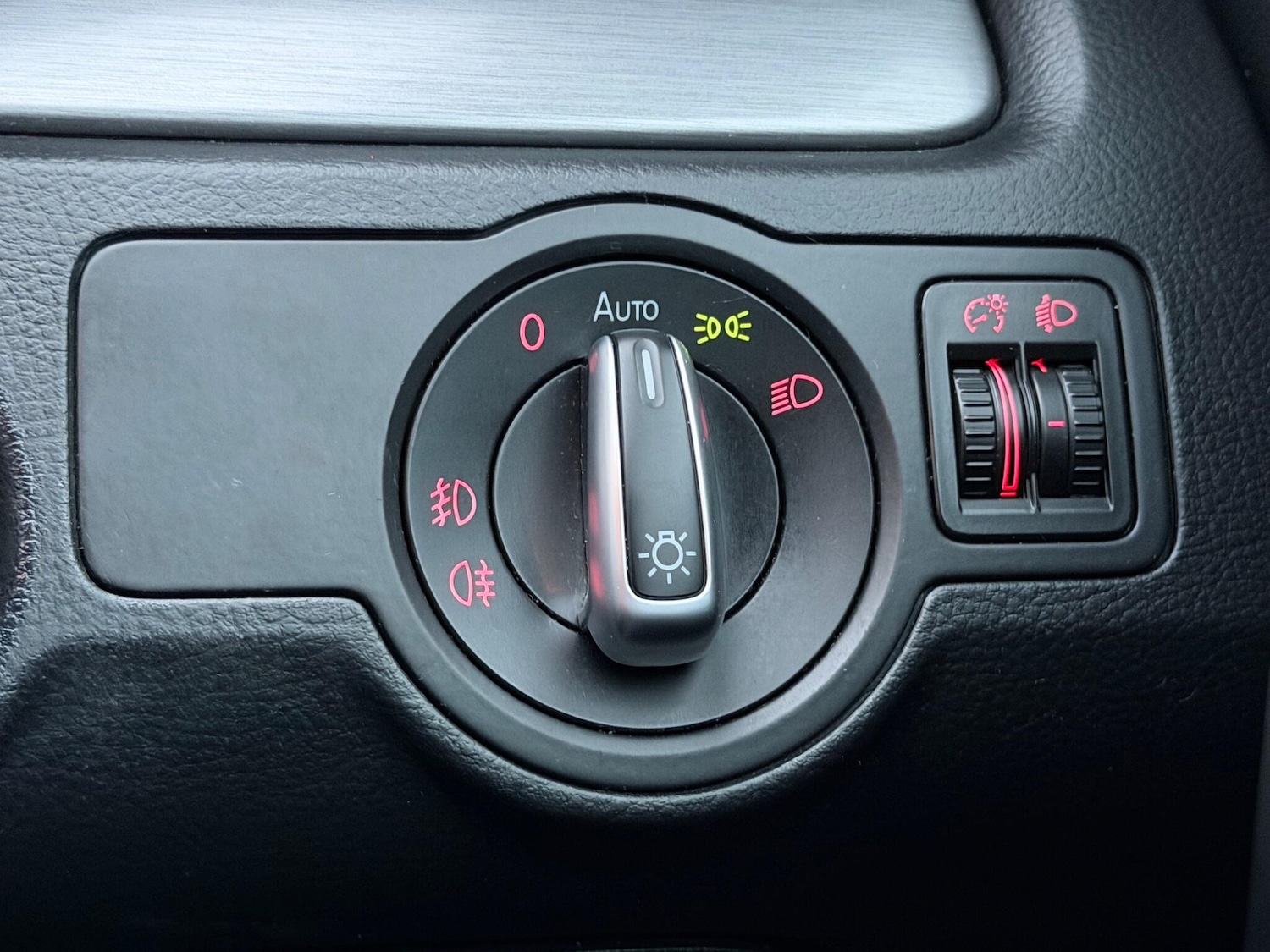 Used Volkswagen Passat 2014 for sale - 77457473: Photo 26