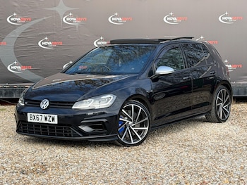 Used Volkswagen Golf 2017 for sale - 77457467: Photo