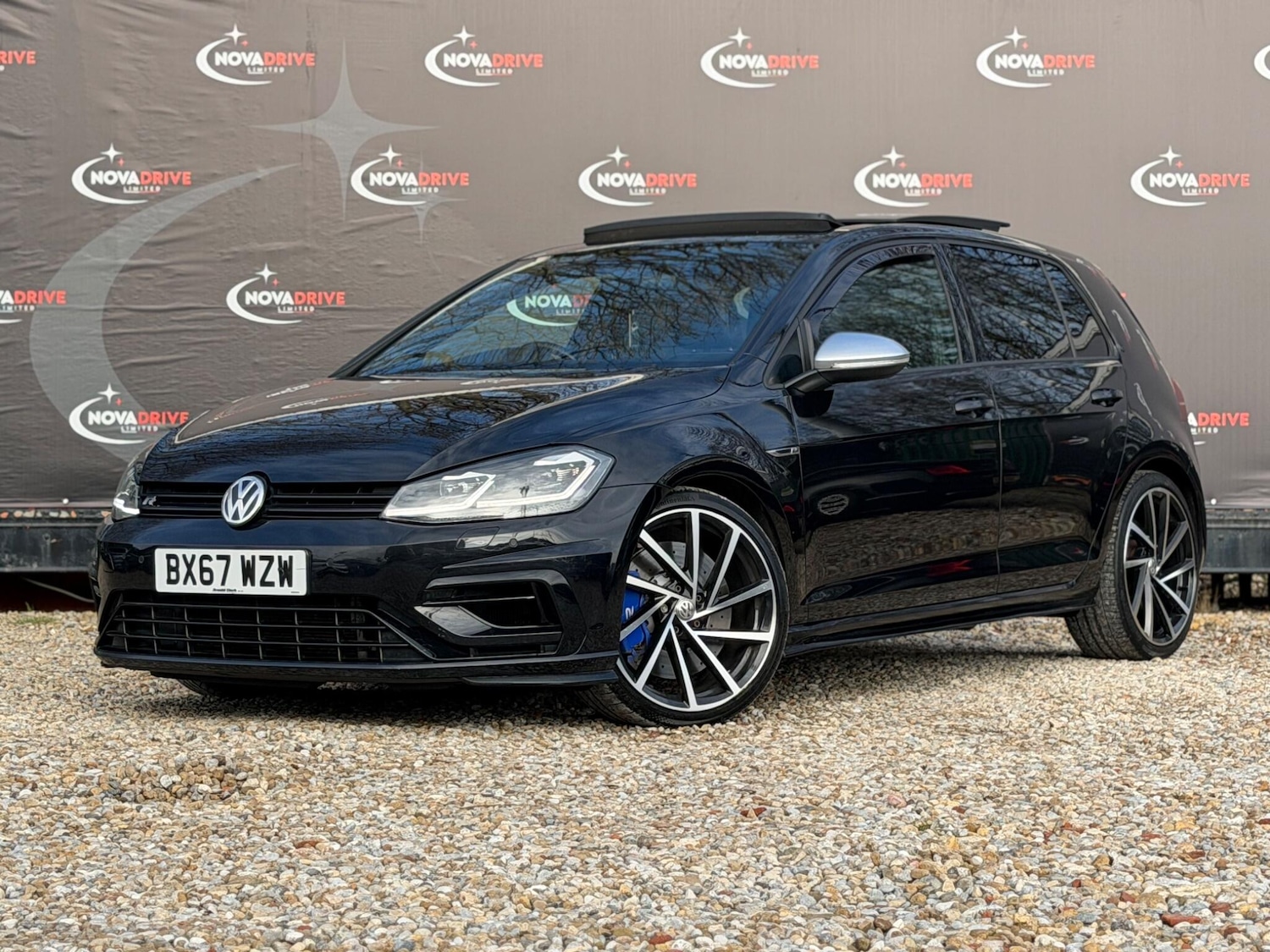 Used Volkswagen Golf 2017 for sale - 77457467: Photo 2