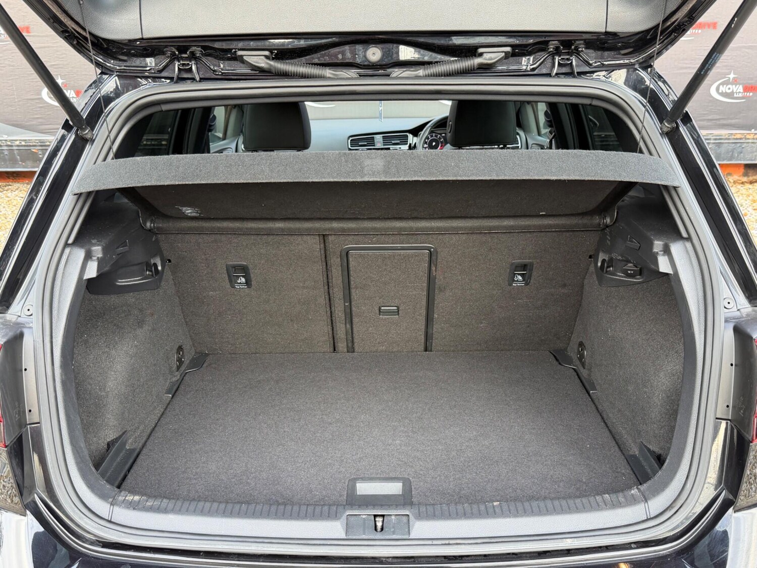 Used Volkswagen Golf 2017 for sale - 77457467: Photo 27