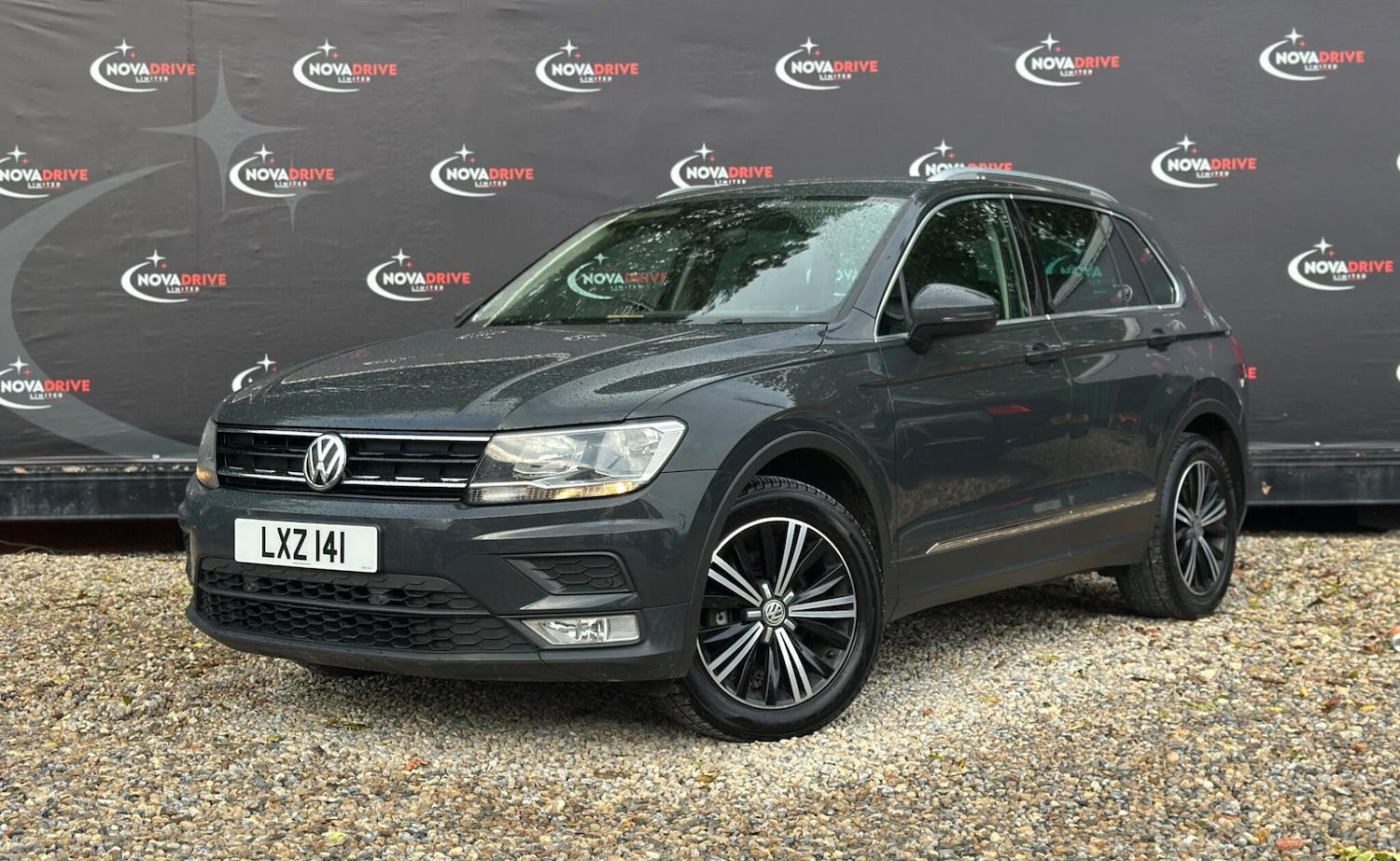 Used Volkswagen Tiguan 2017 for sale - 76380716: Photo 1