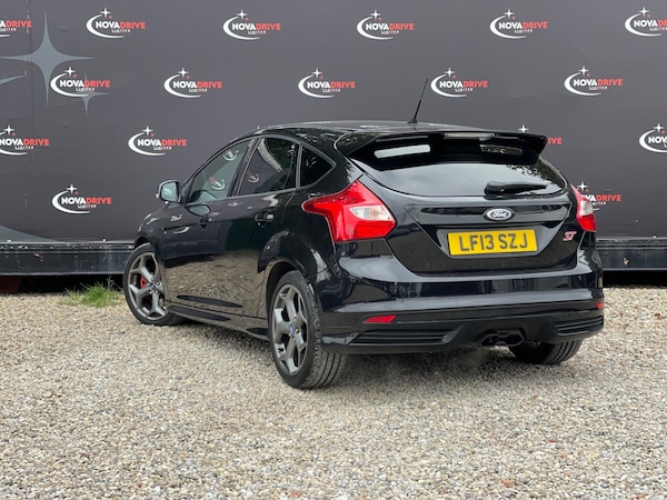 Used Ford Focus 2013 for sale - 76314773: Photo 14
