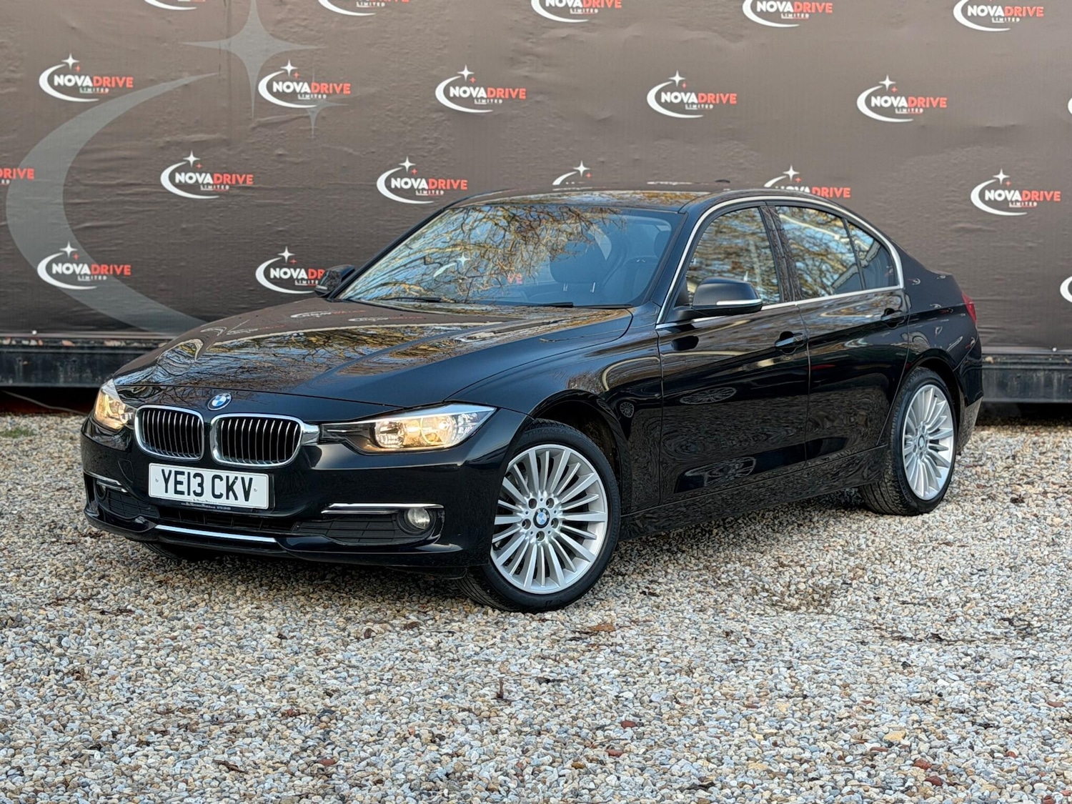 Used BMW 3 Series 2013 for sale - 77457462: Photo 1