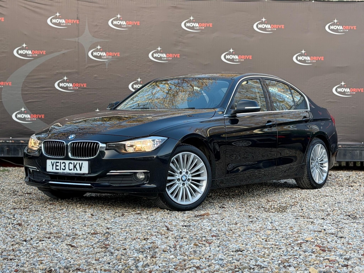 Used BMW 3 Series 2013 for sale - 77457462: Photo 2