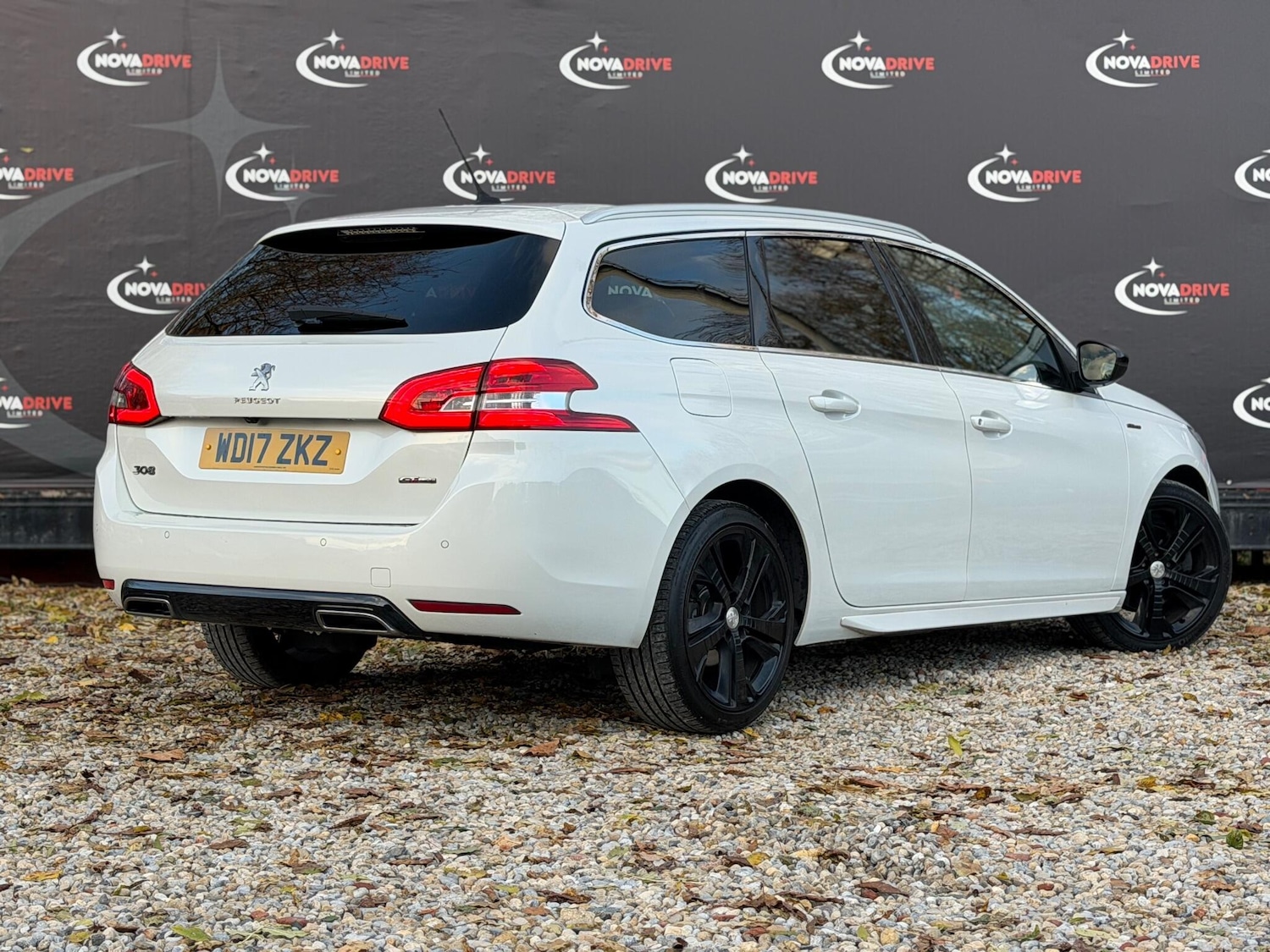 Used Peugeot 308 2017 for sale - 76607550: Photo 10