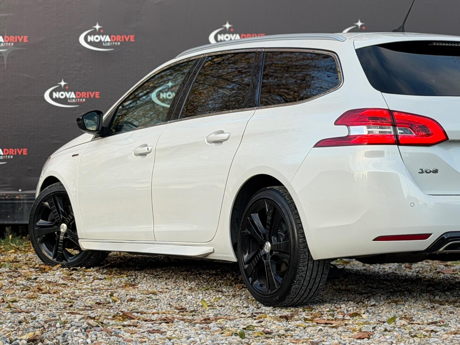 Used Peugeot 308 2017 for sale - 76607550: Photo 18