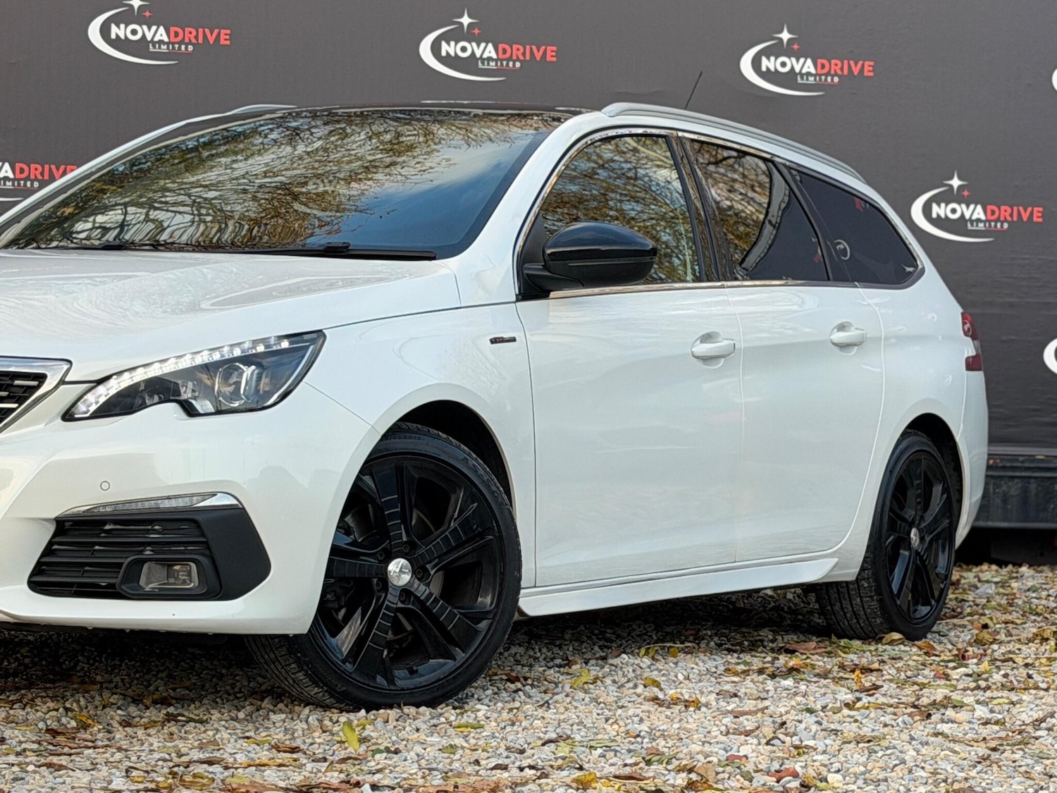 Used Peugeot 308 2017 for sale - 76607550: Photo 4
