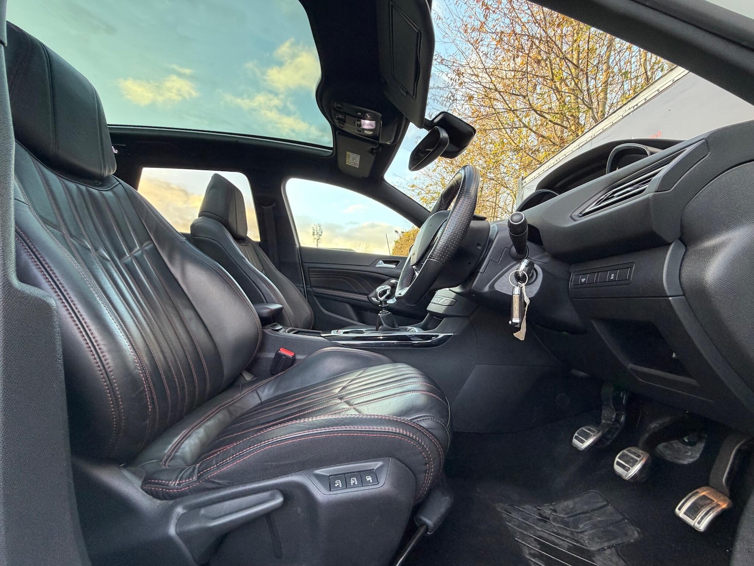 Used Peugeot 308 2017 for sale - 76607550: Photo 40