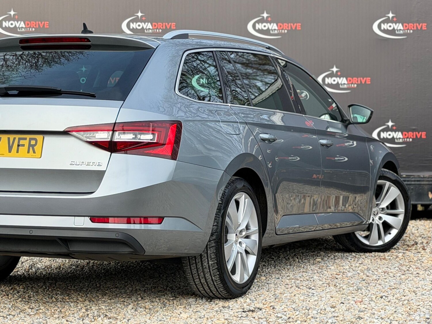 Used Skoda Superb 2017 for sale - 78220675: Photo 11