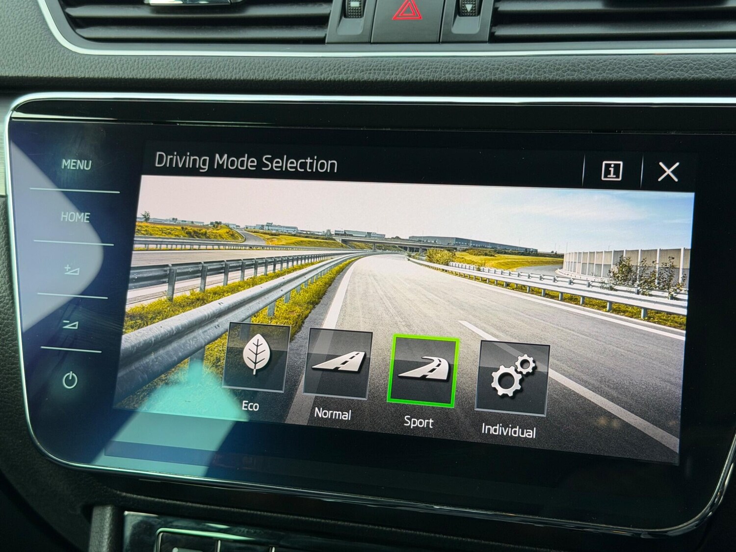 Used Skoda Superb 2017 for sale - 78220675: Photo 43