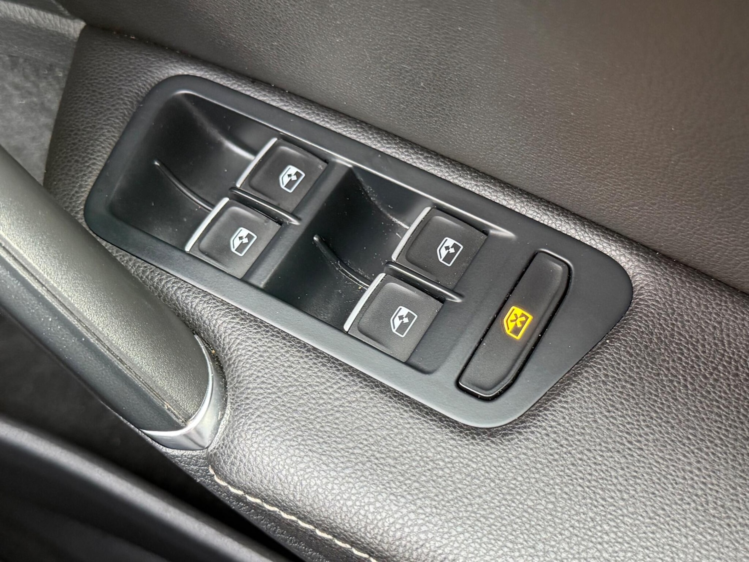 Used Volkswagen Golf 2018 for sale - 78220671: Photo 24