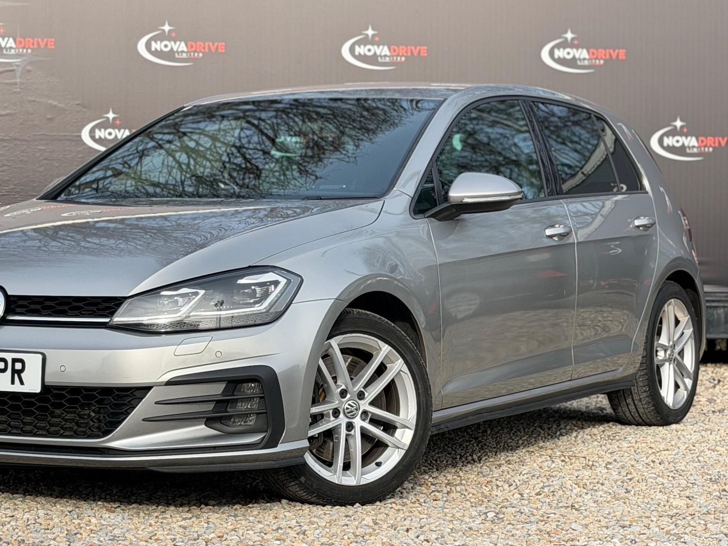 Used Volkswagen Golf 2018 for sale - 78220671: Photo 3