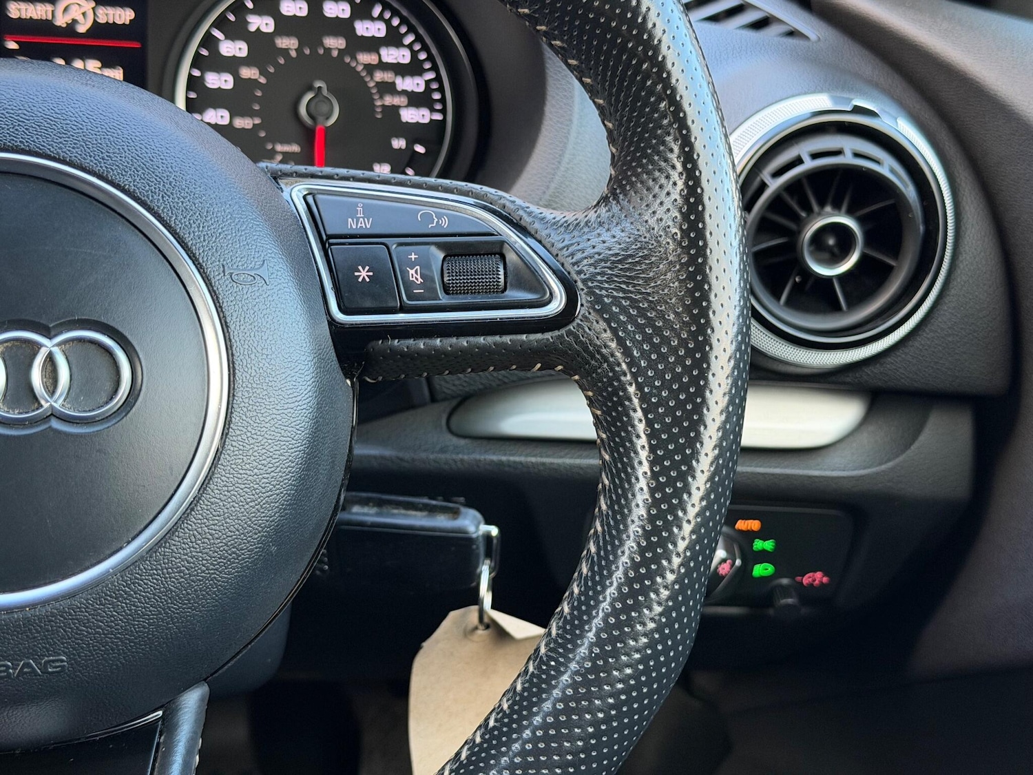 Used Audi A3 2016 for sale - 76573142: Photo 30