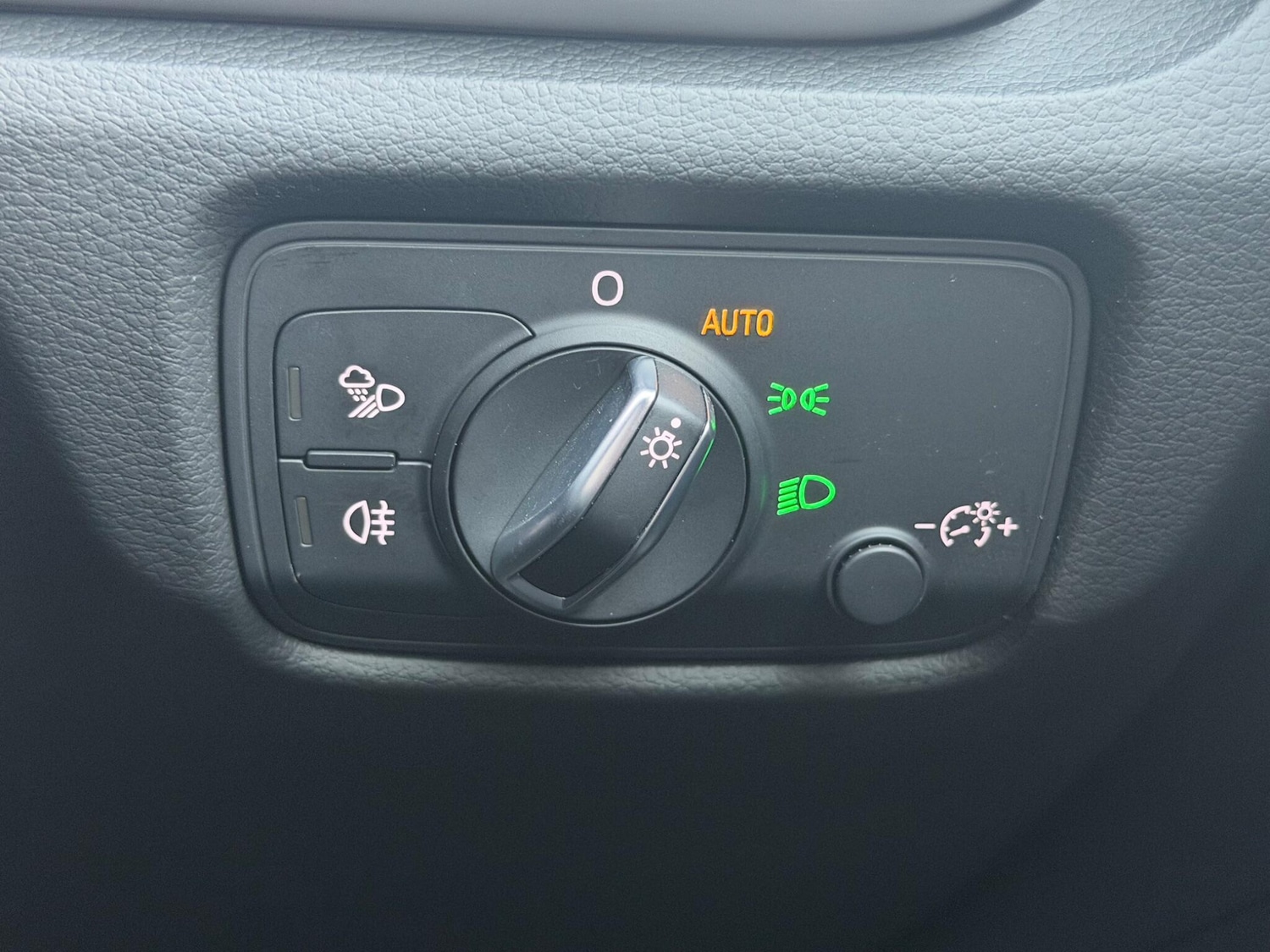 Used Audi A3 2017 for sale - 77457456: Photo 27