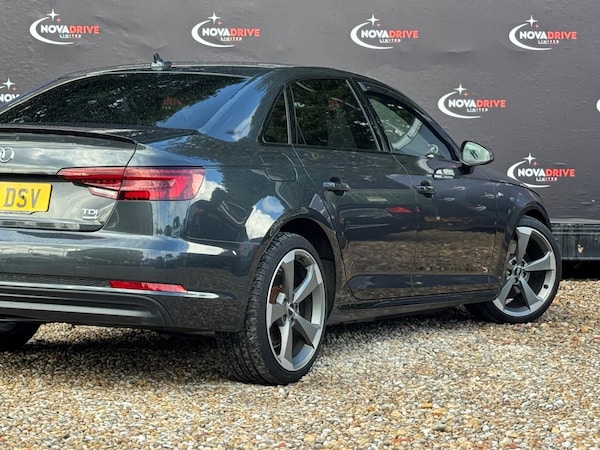 Used Audi A4 2017 for sale - 76123121: Photo 11