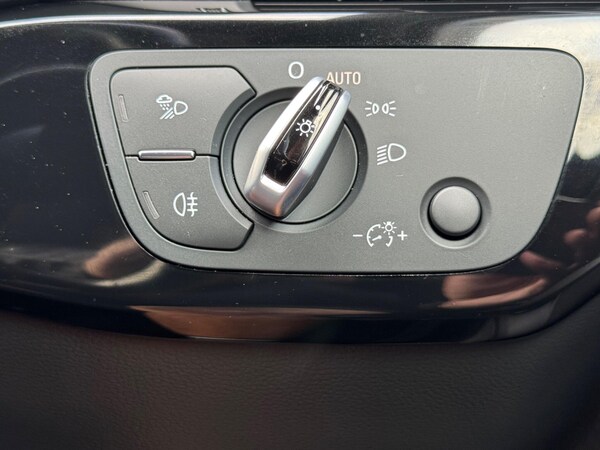 Used Audi A4 2017 for sale - 76123121: Photo 32