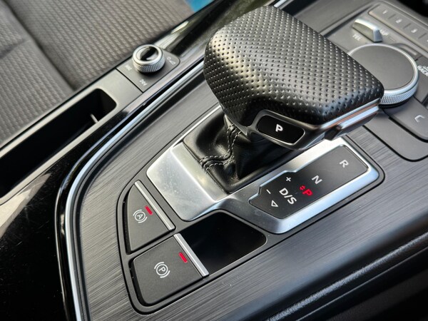 Used Audi A4 2017 for sale - 76123121: Photo 35