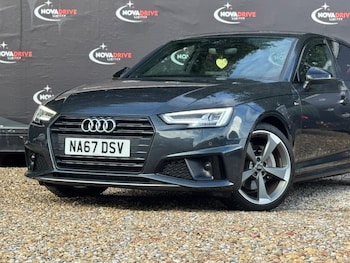 Used Audi A4 2017 for sale - 76123121: Photo