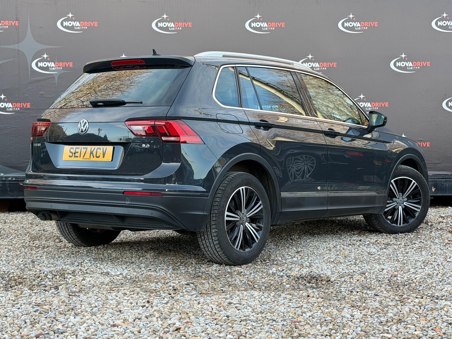 Used Volkswagen Tiguan 2017 for sale - 77457459: Photo 10