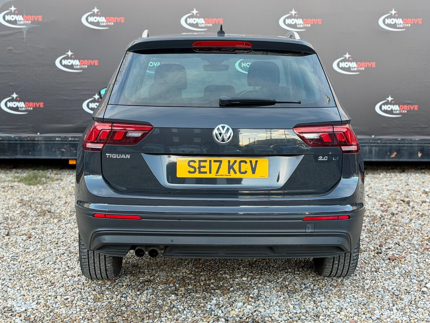 Used Volkswagen Tiguan 2017 for sale - 77457459: Photo 13